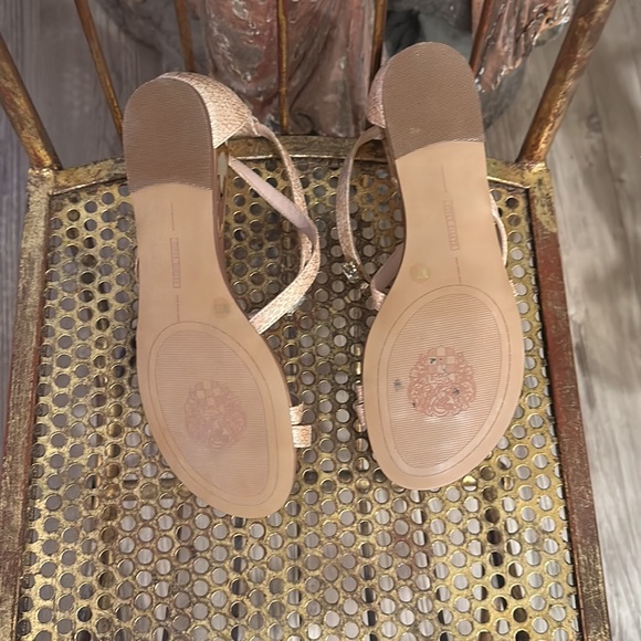 Vince Camuto jeweled sandal - Picture 6 of 6